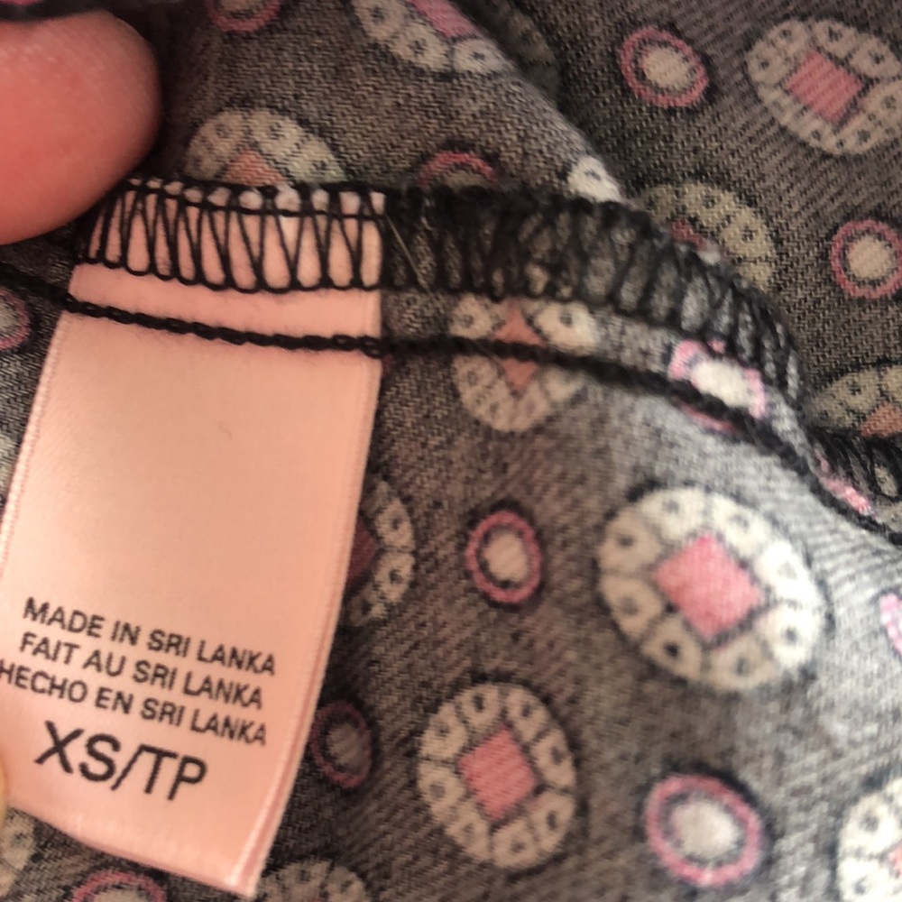 Victoria's Secret Cotton Blend Soft Lounging Romper Black & Pink Print Sz XS EUC - Picture 7 of 9